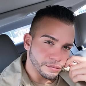 Meet your Posher, Ediberto